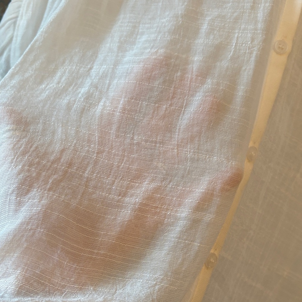 Adorable White Sheer Blouse with Ruffle Sleeves - Picture 8 of 8